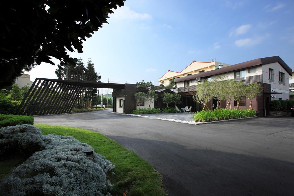 Holly Wood Motel Pitou Ngoại thất bức ảnh